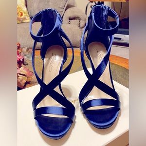 Vince Camuto Imagine Devin Blue Deluxe Satin Heels size 6.5 Evening Shoes